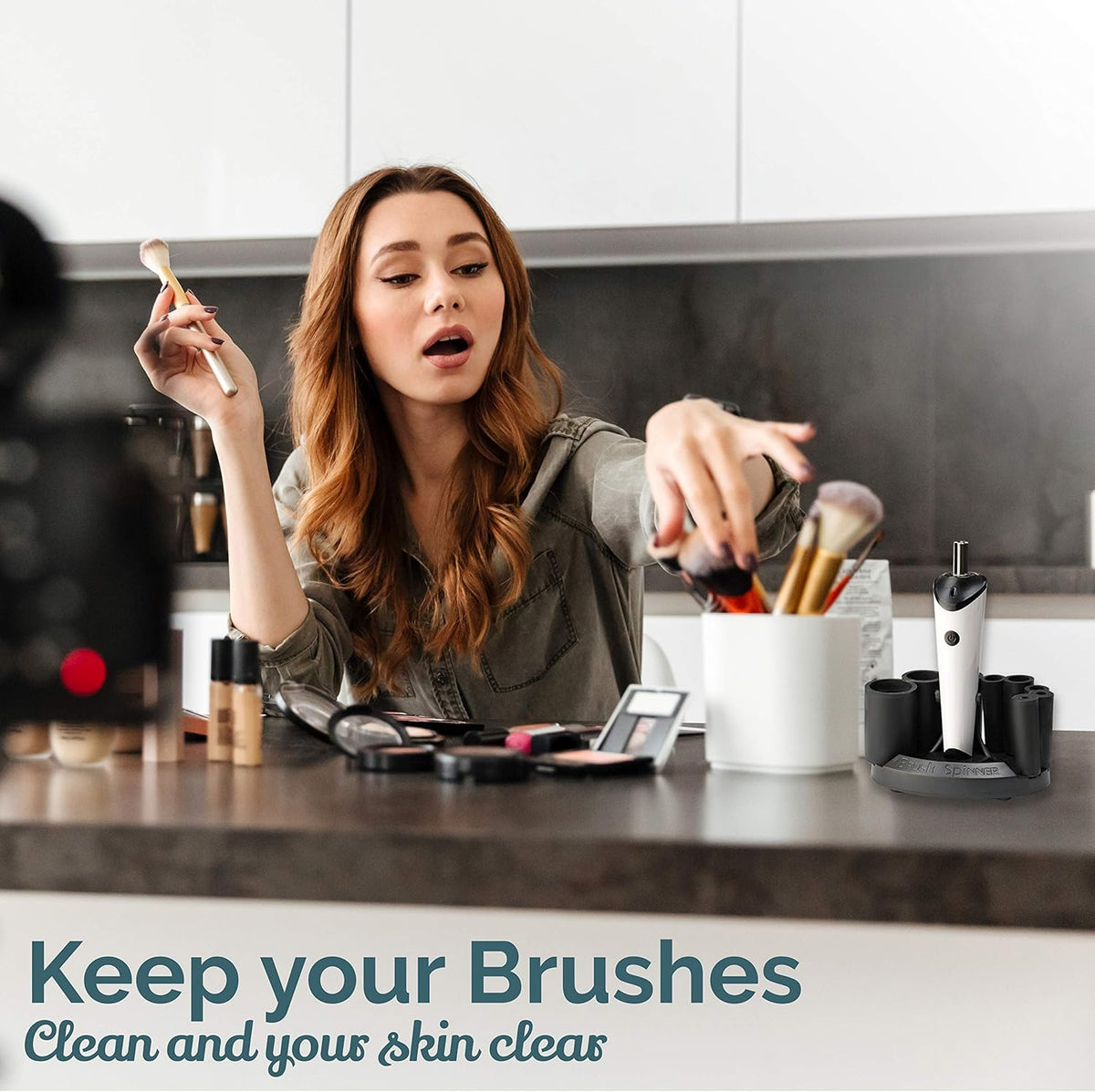 Cleansi™- Efficient and hygienic brush cleaner