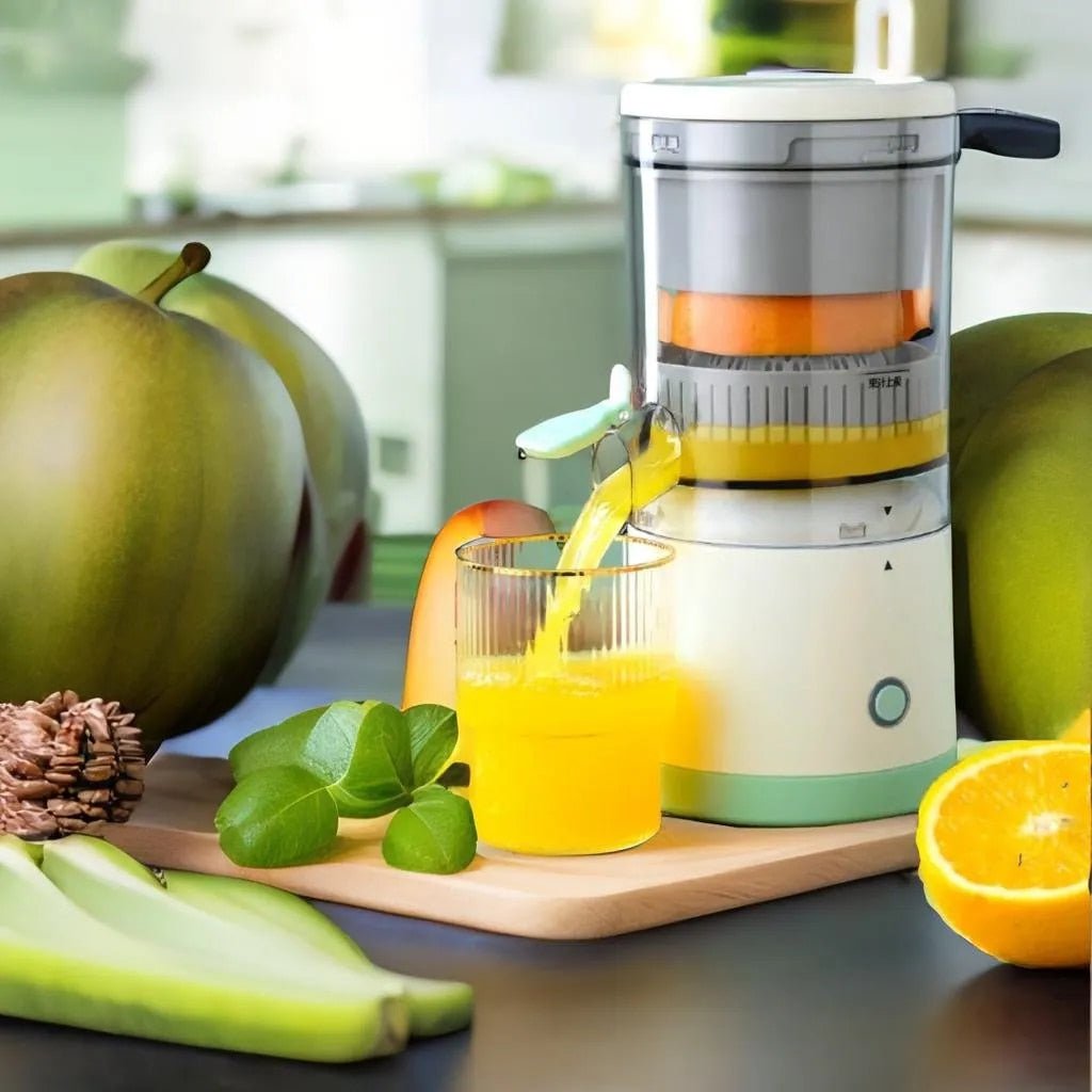 Portable Wireless Juicer with Fruit Knife Set – PeachyBreeze
